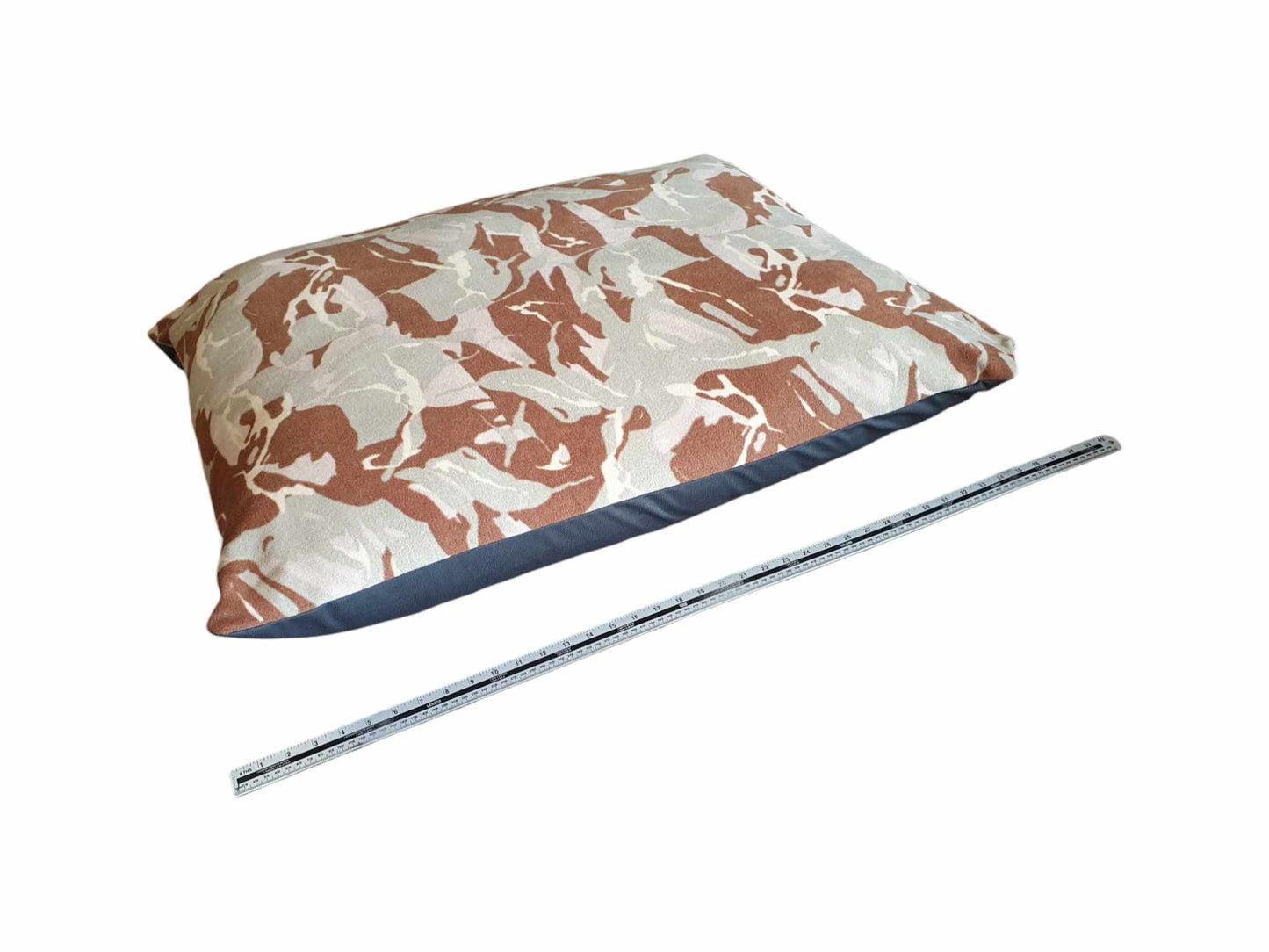 Soft Fleece Camouflage Pet Cushion With Zip Off Washable Cover