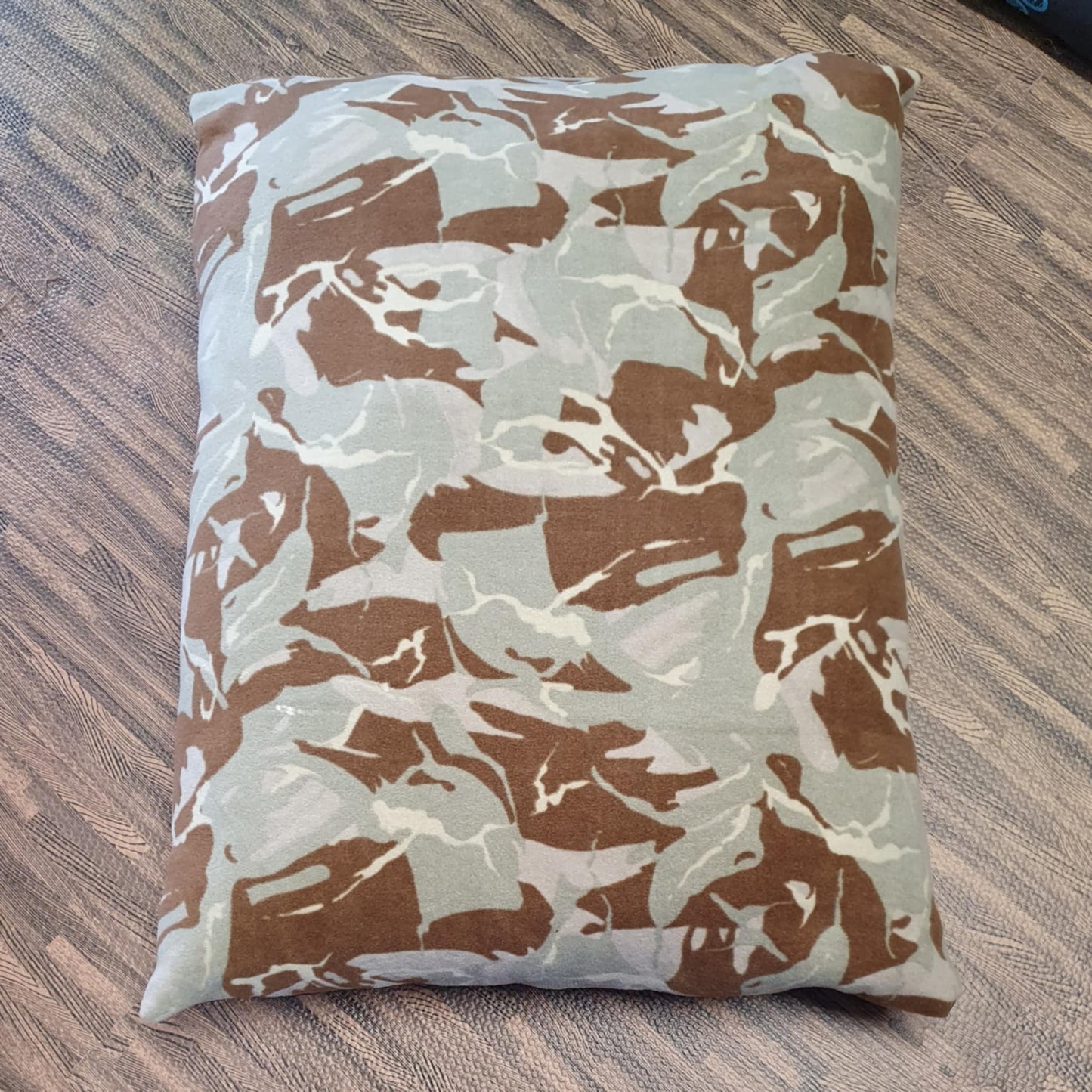 Soft Fleece Camouflage Pet Cushion With Zip Off Washable Cover