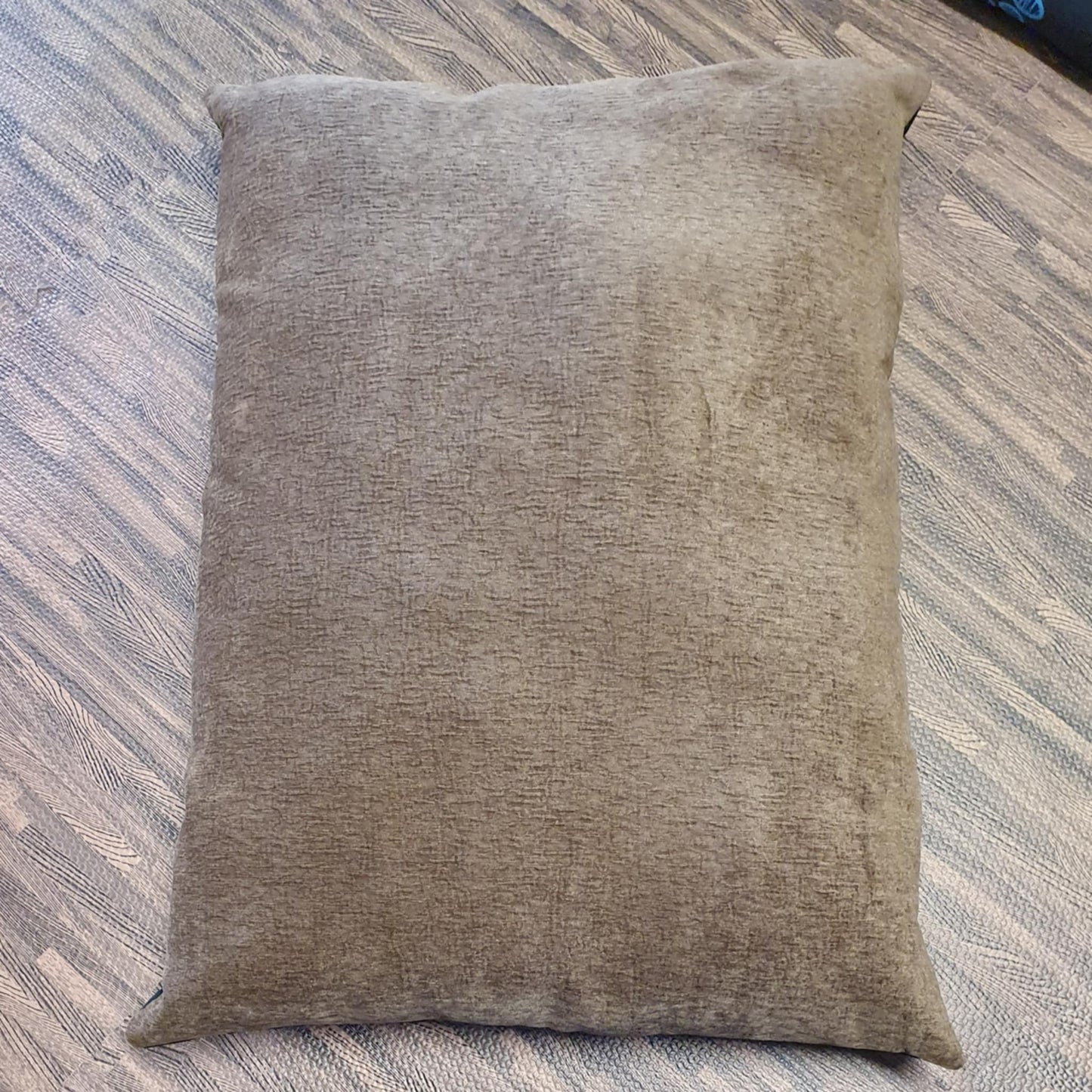 Brown Pet Cushion With Zip Off Washable Cover